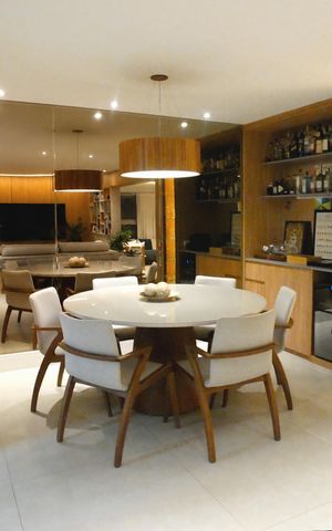 Apartamento para alugar com 155m², 3 quartos e 3 vagas Apartamento para alugar com 155m², 3 quartos e 3 vagasSala