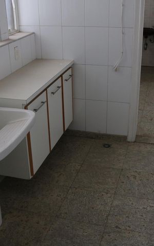 Apartamento para alugar com 232m², 3 quartos e 3 vagasÁrea de Serviço