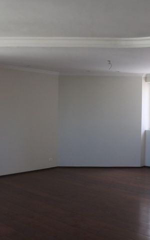 Apartamento para alugar com 232m², 3 quartos e 3 vagasSala
