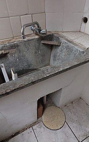 Apartamento à venda com 64m², 2 quartos e sem vagaSacada e Área de Serviço