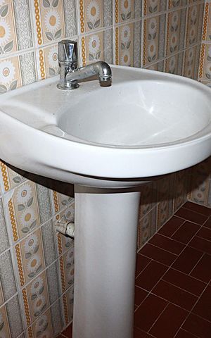Apartamento à venda com 64m², 2 quartos e sem vagaBanheiro 