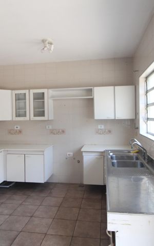 Casa para alugar com 200m², 3 quartos e 3 vagasCozinha