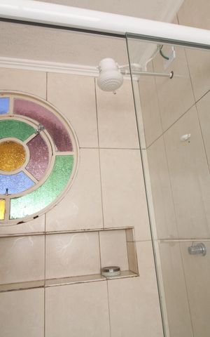 Casa para alugar com 200m², 3 quartos e 3 vagasBanheiro da suíte