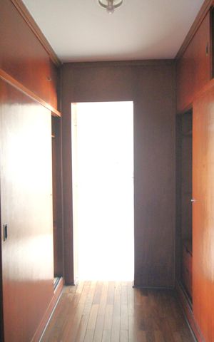 Casa para alugar com 200m², 3 quartos e 3 vagasCloset da suíte