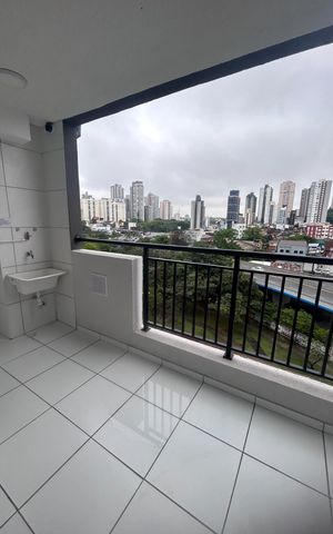 Apartamento para alugar com 47m², 2 quartos e 1 vaga Apartamento para alugar com 47m², 2 quartos e 1 vagaVaranda