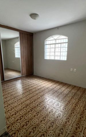 Casa para alugar com 200m², 3 quartos e 3 vagas Casa para alugar com 200m², 3 quartos e 3 vagasQuarto