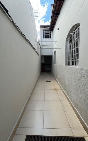 Casa para alugar com 200m², 3 quartos e 3 vagas Casa para alugar com 200m², 3 quartos e 3 vagasÁrea externa