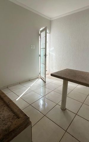 Casa para alugar com 200m², 3 quartos e 3 vagas Casa para alugar com 200m², 3 quartos e 3 vagasCozinha