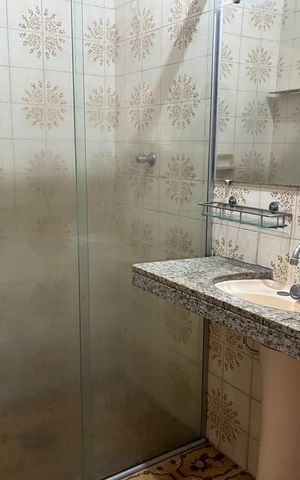 Casa para alugar com 200m², 3 quartos e 3 vagas Casa para alugar com 200m², 3 quartos e 3 vagasBanheiro