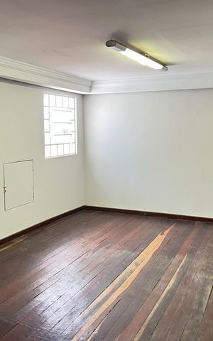 Casa para alugar com 200m², 3 quartos e 3 vagas Casa para alugar com 200m², 3 quartos e 3 vagasSala 2