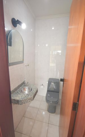 Apartamento para alugar com 140m², 3 quartos e 2 vagas Apartamento para alugar com 140m², 3 quartos e 2 vagasLavabo