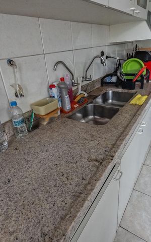 Casa à venda com 243m², 2 quartos e 4 vagas