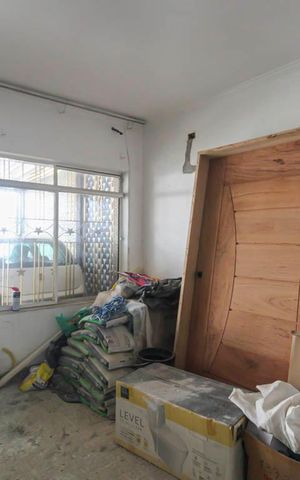 Casa à venda com 200m², 3 quartos e 3 vagasSala