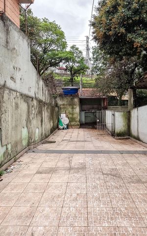 Casa à venda com 147m², 1 quarto e 1 vaga Casa à venda com 147m², 1 quarto e 1 vagaÁrea externa
