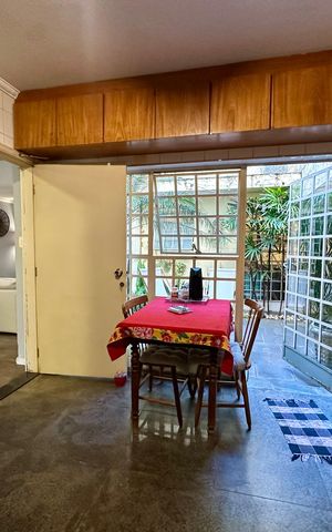 Casa para alugar com 260m², 3 quartos e 2 vagas Casa para alugar com 260m², 3 quartos e 2 vagasCozinha