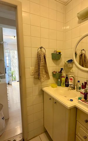 Casa para alugar com 260m², 3 quartos e 2 vagas Casa para alugar com 260m², 3 quartos e 2 vagasBanheiro 1