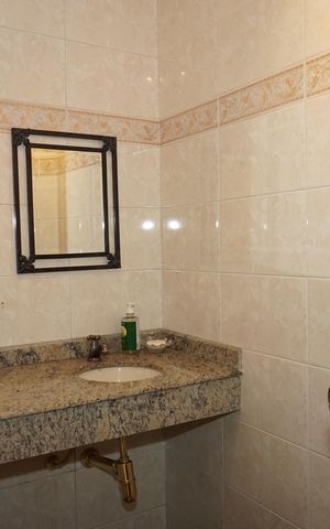 Casa para alugar com 625m², 5 quartos e 5 vagasBanheiro 2