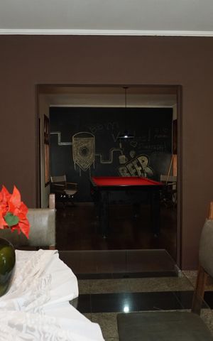 Casa para alugar com 625m², 5 quartos e 5 vagasSalão de Festas
