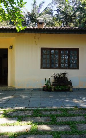 Casa para alugar com 625m², 5 quartos e 5 vagasFachada
