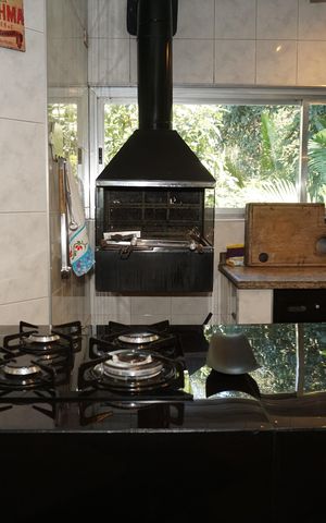Casa para alugar com 625m², 5 quartos e 5 vagasCozinha do Salão de Festas