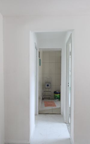 Apartamento à venda com 48m², 2 quartos e 1 vagaSala - Corredor