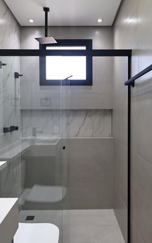 Apartamento para alugar com 80m², 3 quartos e 2 vagas Apartamento para alugar com 80m², 3 quartos e 2 vagasBanheiro da Suíte