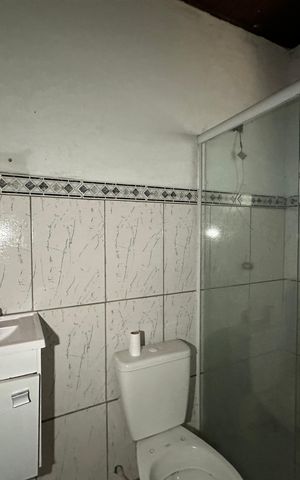 Casa para alugar com 30m², 1 quarto e sem vaga Casa para alugar com 30m², 1 quarto e sem vagaBanheiro