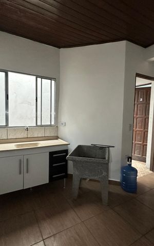 Casa para alugar com 30m², 1 quarto e sem vaga Casa para alugar com 30m², 1 quarto e sem vagaSala/Cozinha