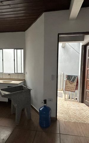 Casa para alugar com 30m², 1 quarto e sem vaga Casa para alugar com 30m², 1 quarto e sem vagaSala/Cozinha