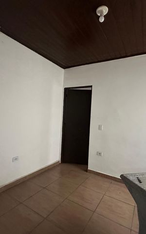 Casa para alugar com 30m², 1 quarto e sem vaga Casa para alugar com 30m², 1 quarto e sem vagaSala/Cozinha