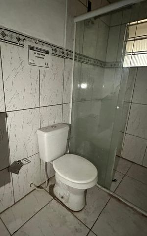 Casa para alugar com 50m², 2 quartos e sem vaga Casa para alugar com 50m², 2 quartos e sem vagaBanheiro