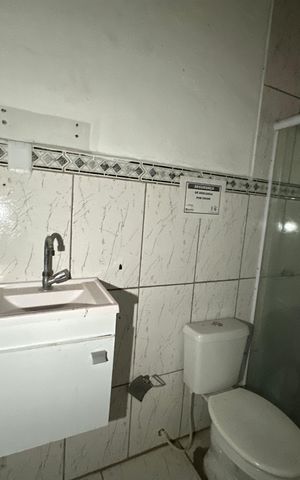 Casa para alugar com 50m², 2 quartos e sem vaga Casa para alugar com 50m², 2 quartos e sem vagaBanheiro