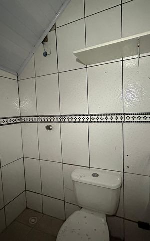 Casa para alugar com 25m², 1 quarto e sem vaga Casa para alugar com 25m², 1 quarto e sem vagaBanheiro