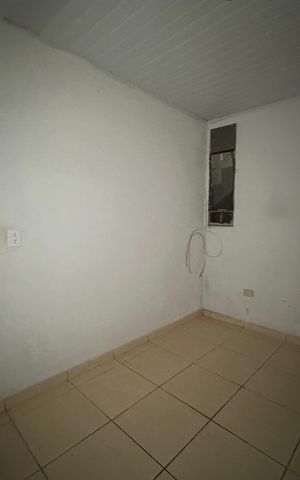 Casa para alugar com 25m², 1 quarto e sem vaga Casa para alugar com 25m², 1 quarto e sem vagaQuarto