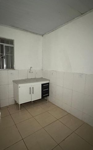 Casa para alugar com 25m², 1 quarto e sem vaga Casa para alugar com 25m², 1 quarto e sem vagaSala/Cozinha