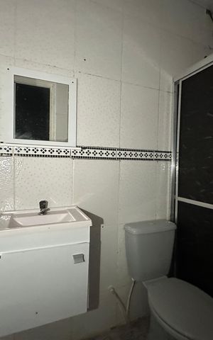 Casa para alugar com 30m², 1 quarto e sem vagaBanheiro