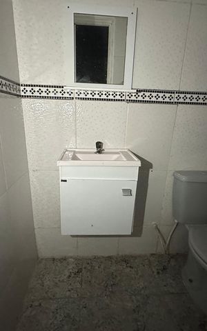 Casa para alugar com 30m², 1 quarto e sem vagaBanheiro
