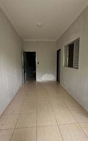 Casa para alugar com 40m², 1 quarto e sem vaga Casa para alugar com 40m², 1 quarto e sem vagaSala/Cozinha