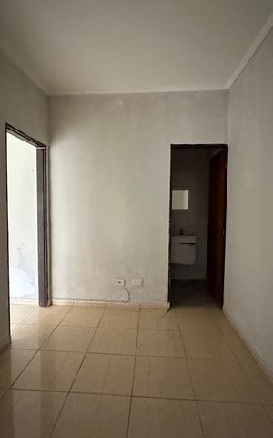Casa para alugar com 40m², 1 quarto e sem vaga Casa para alugar com 40m², 1 quarto e sem vagaQuarto
