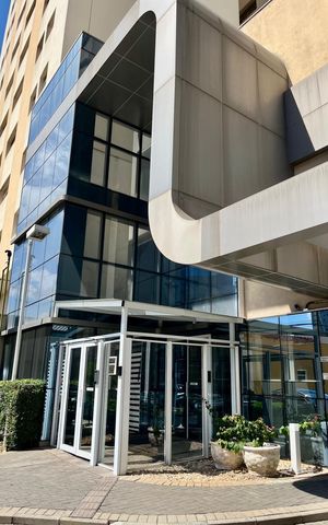 Apartamento à venda com 42m², 1 quarto e 1 vaga Apartamento à venda com 42m², 1 quarto e 1 vagaFachada e portaria