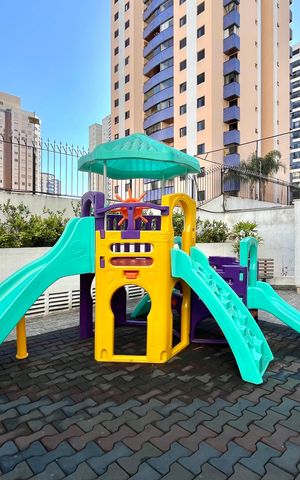 Apartamento para alugar com 68m², 2 quartos e 1 vaga Apartamento para alugar com 68m², 2 quartos e 1 vagaÁrea comum - Playground