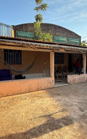 Casa à venda com 495m², 6 quartos e 4 vagasVaranda