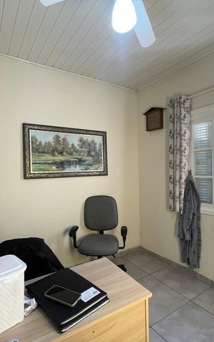 Casa à venda com 150m², 3 quartos e 4 vagas