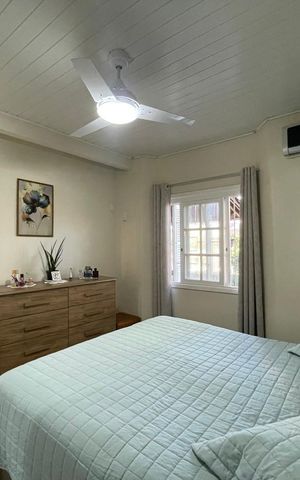 Casa à venda com 150m², 3 quartos e 4 vagas