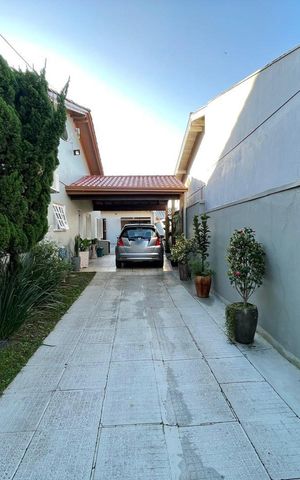 Casa à venda com 150m², 3 quartos e 4 vagas