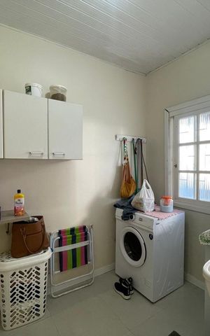 Casa à venda com 150m², 3 quartos e 4 vagas