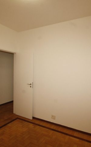 Apartamento para alugar com 158m², 4 quartos e 2 vagasQuarto