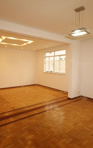 Apartamento para alugar com 158m², 4 quartos e 2 vagasSala