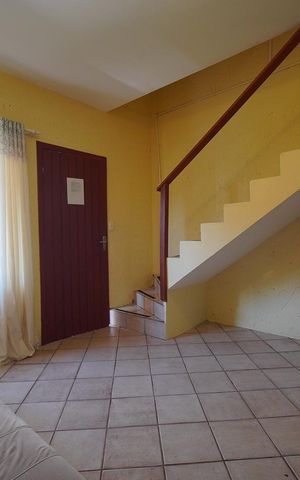 Casa de condomínio para alugar com 68m², 1 quarto e 1 vagaSala 