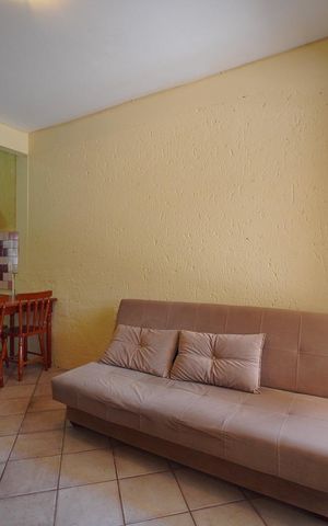 Casa de condomínio para alugar com 68m², 1 quarto e 1 vagaSala